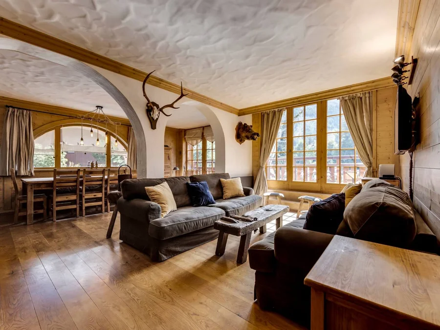 Luxury alpine style apartment in the heart of Val d'Isère photo 1