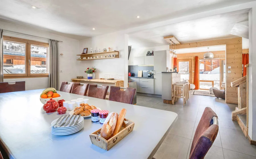 Luxury Chalet for ten in the centre photo 3
