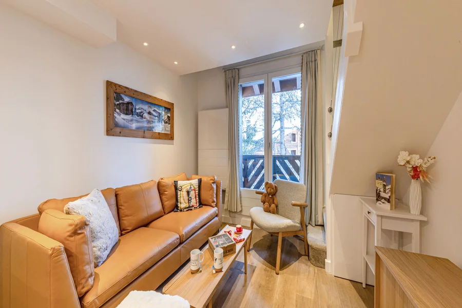 Cosy central apartment with wifi and parking photo 2