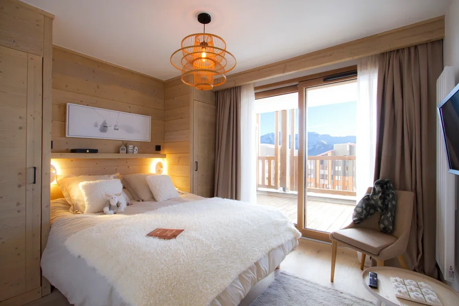 New, modern and on the slopes photo 5