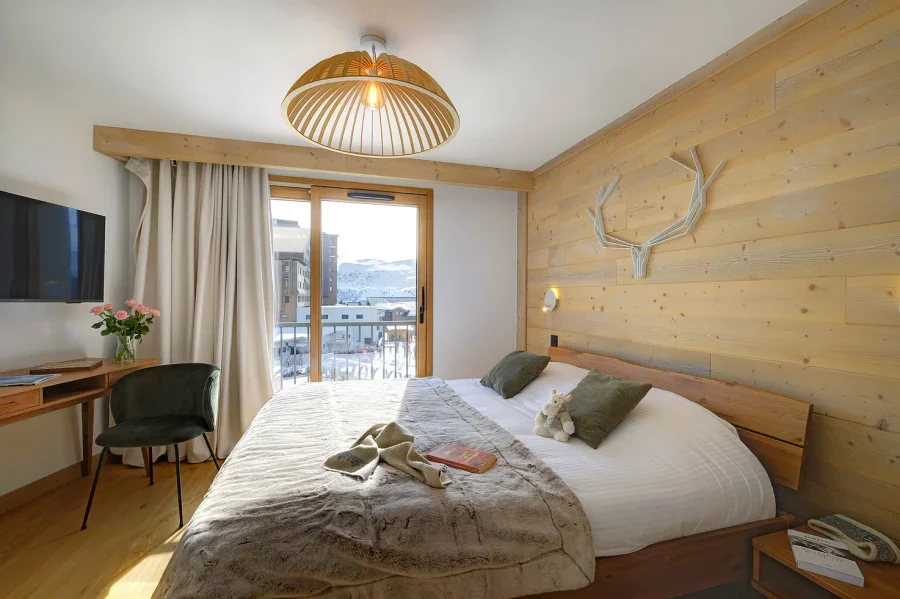 Brand new with wellness facilities on the piste photo 5