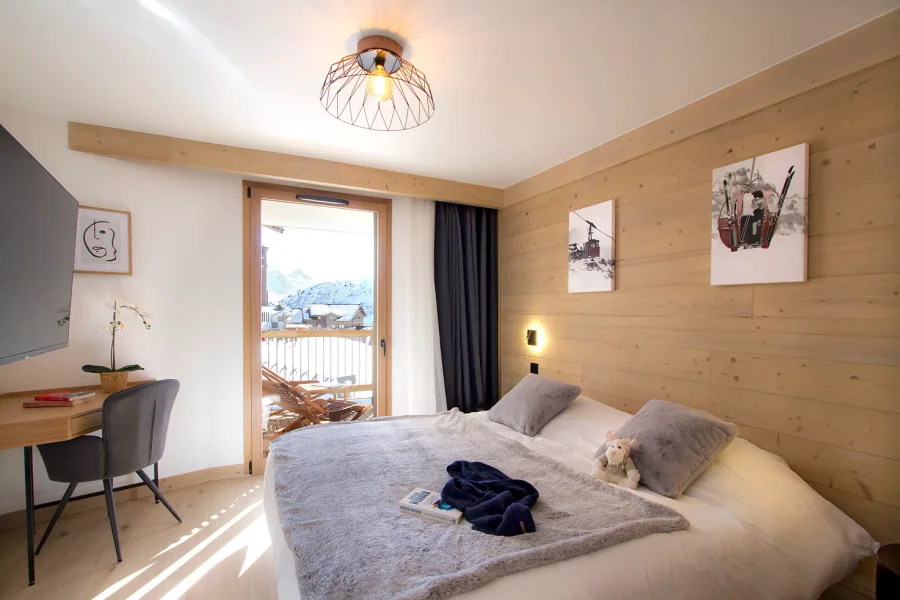 New modern and on the slopes photo 5