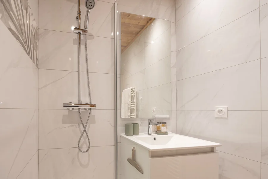 Traditional apartment close to the heart of resort photo 3