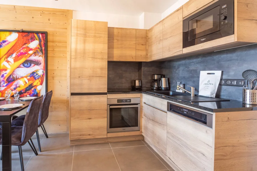 Modern apartment in central location photo 2