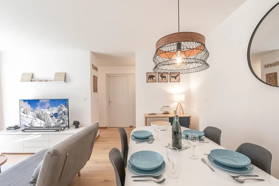 One bedroom apartment for four in Chamonix centre photo 5