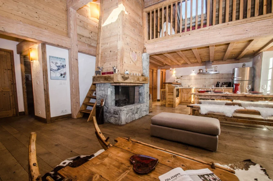 Four-bedroom duplex apartment in Les Pècles photo 2