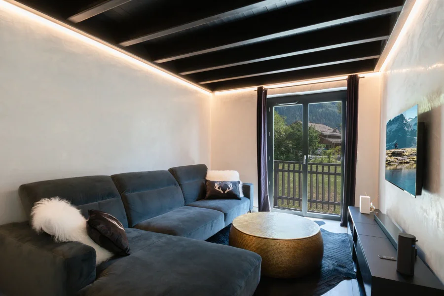 Four-bed chalet in Le Praz photo 2