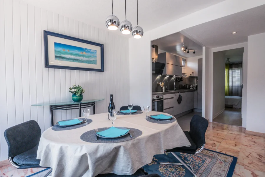 Beautiful, modern apartment close to the Planpraz lift photo 3
