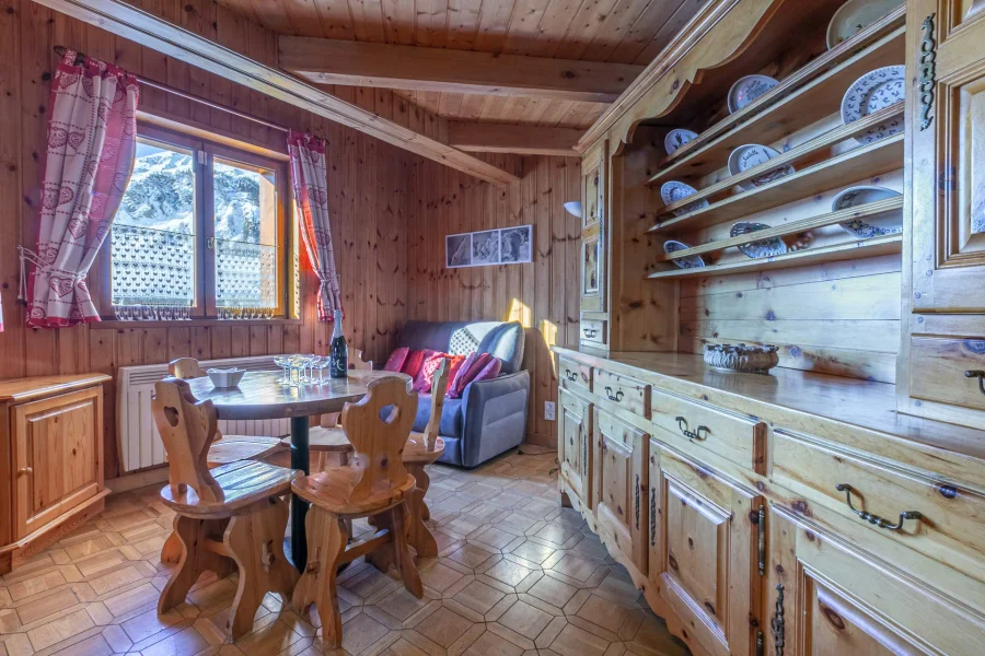 Rustic apartment close to the centre & slopes photo 5