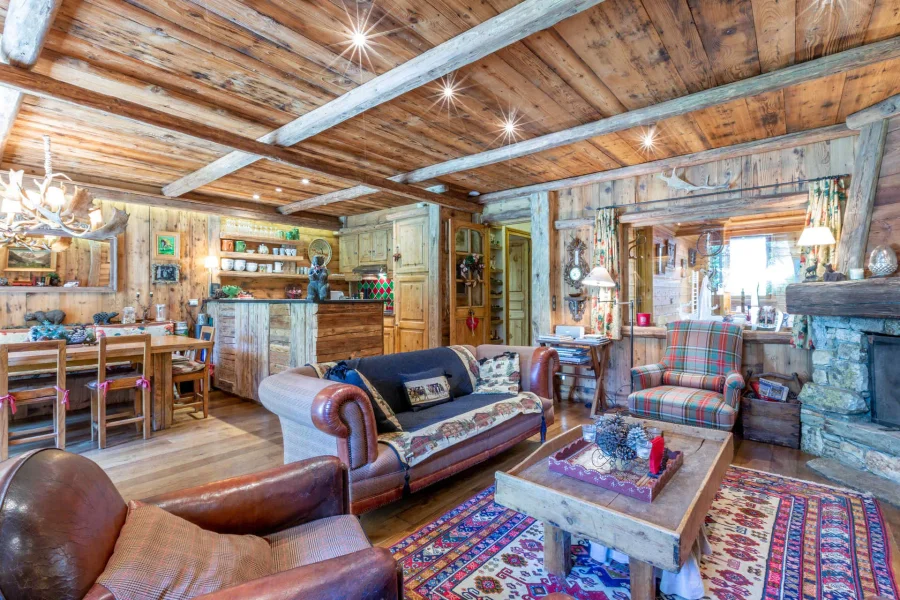 Alpine lodge style apartment photo 3