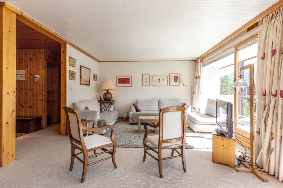 Bright alpine apartment close to the snow front photo 2