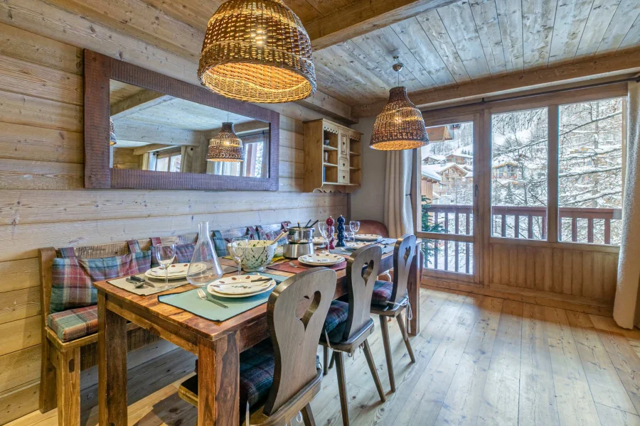 Cozy, alpine apartment for eight photo 3