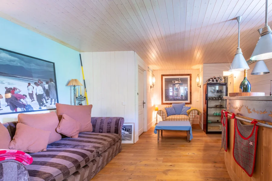 Charming ski-in ski-out apartment photo 5