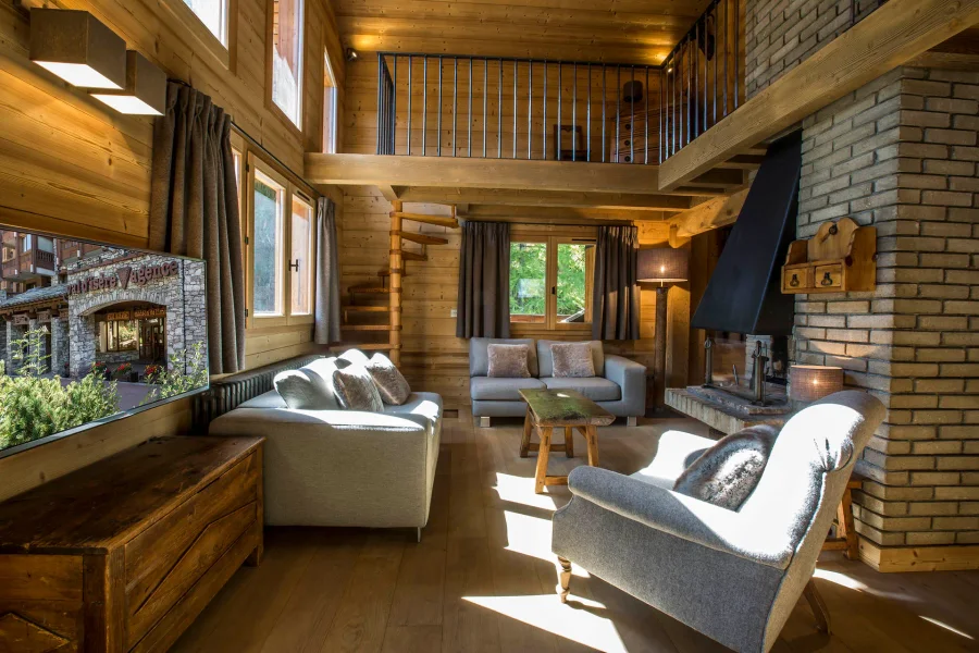 Unique chalet in the centre of Val d'Isère photo 2