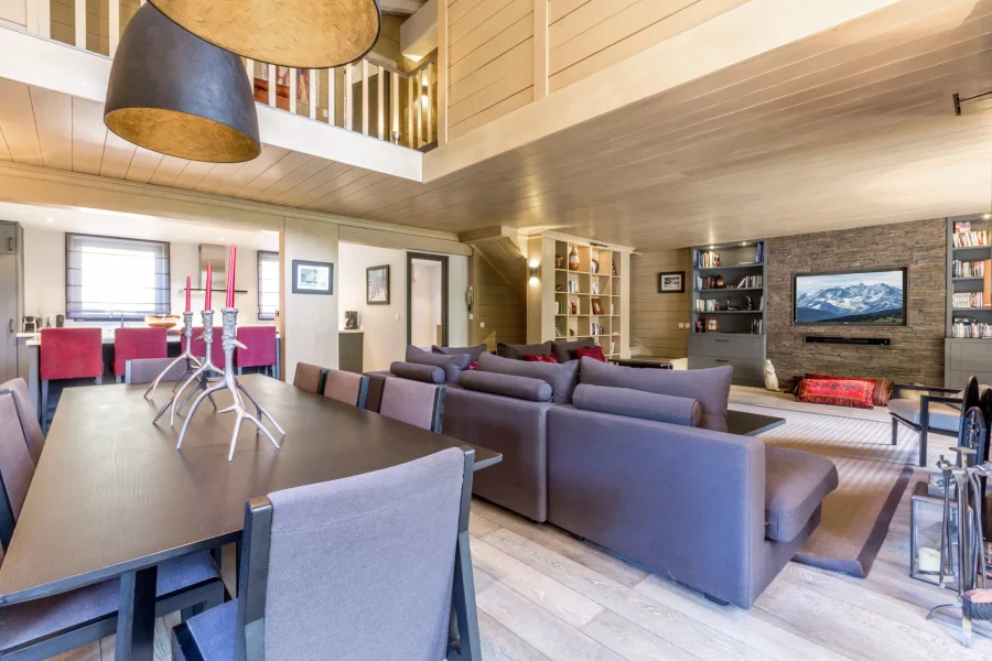 Luxe three-level apartment close to the slopes photo 3