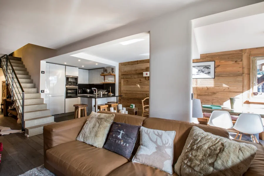 Stylish central apartment photo 3