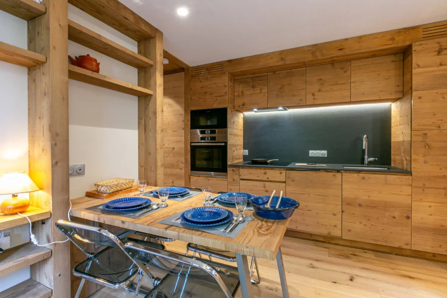 Ski-in apartment on the snow front photo 2