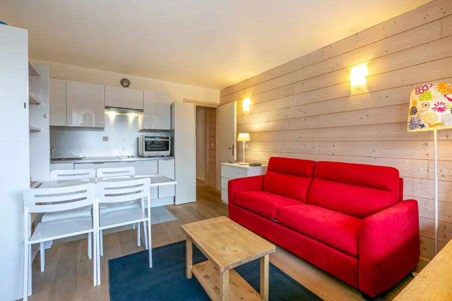 Bright ski-in studio with spacious balcony in the heart of the village photo 4