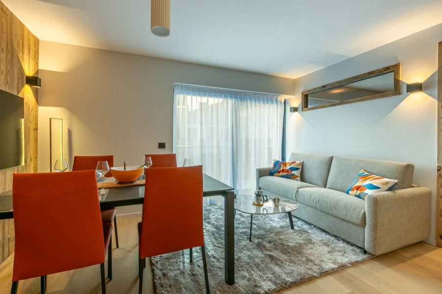 Newly built, ski-in ski-out apartment photo 3