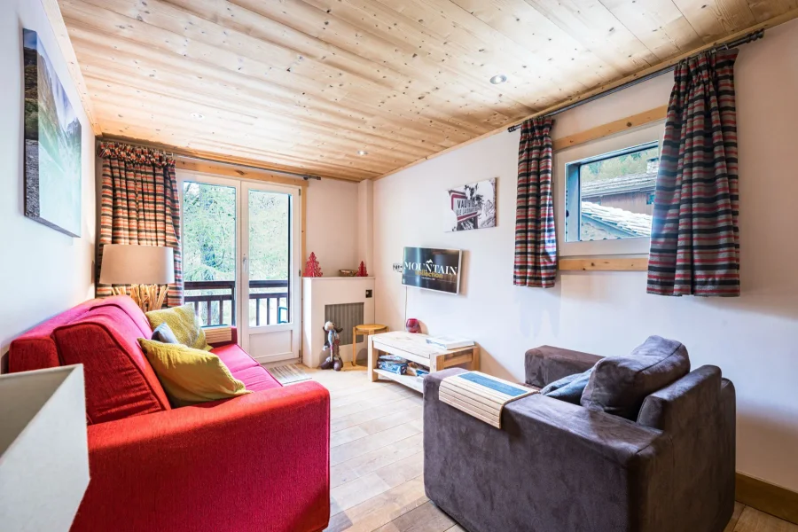 Renovated one bedroom apartment for four next to the slopes photo 2