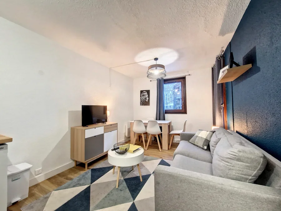 One bedroom ski-in-ski-out apartment for four photo 3