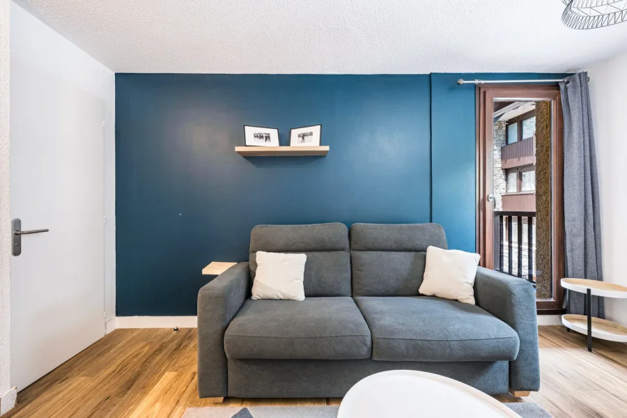 Renovated one bedroom apartment for four in village centre photo 3