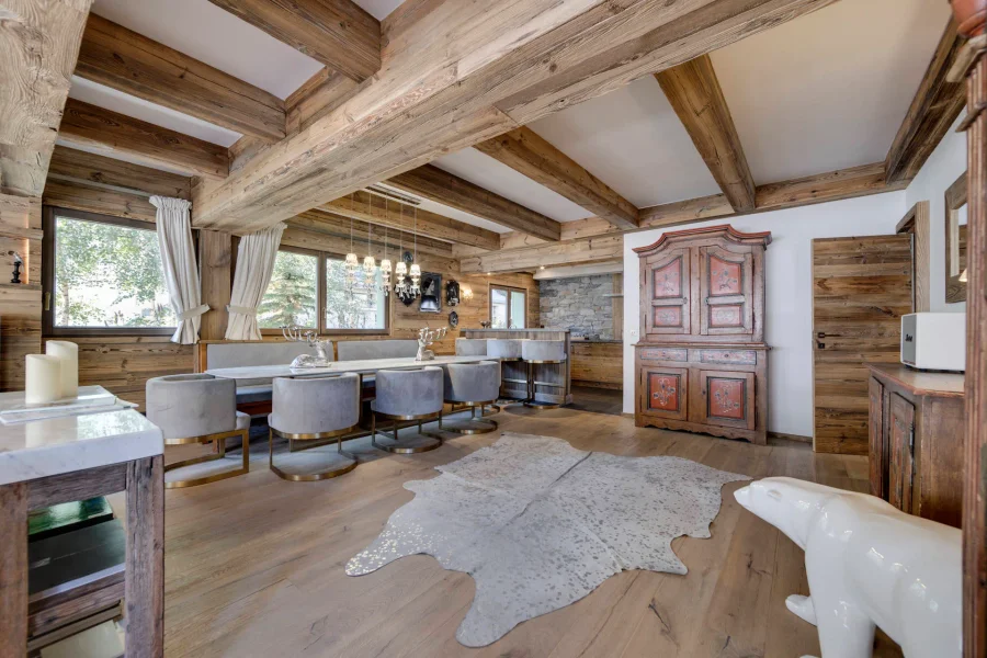 Ski In Ski Out Chalet On The Joseray Slopes photo 3