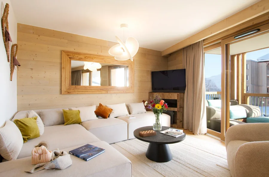 Spacious apartment for eight with pool access photo 5